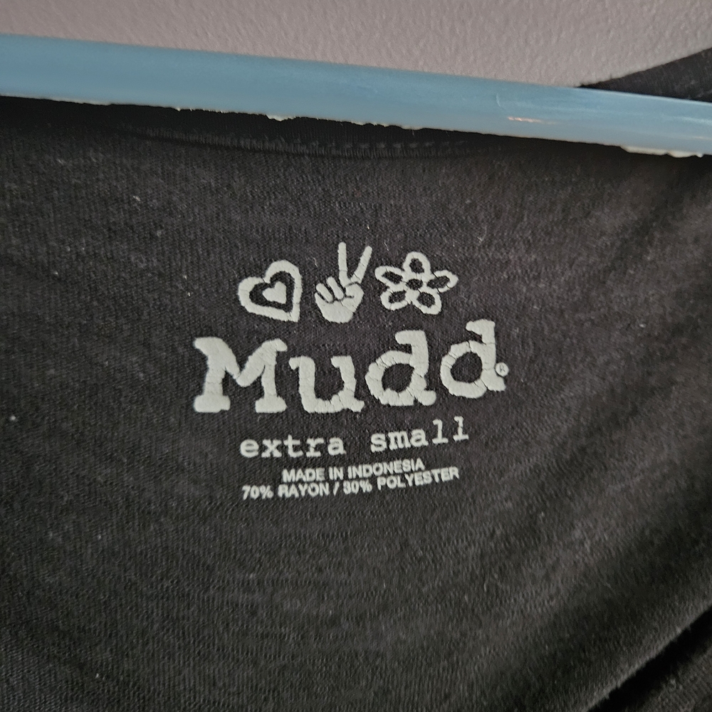 Mudd Women's Black Top - Picture 2 of 2